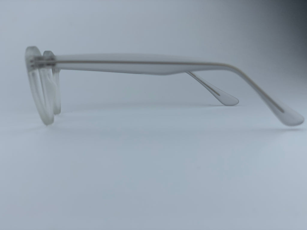 Felix In Icy Crystal Acetate: Unisex In Modified Oval; Fits Medium Size Faces 47-20-140