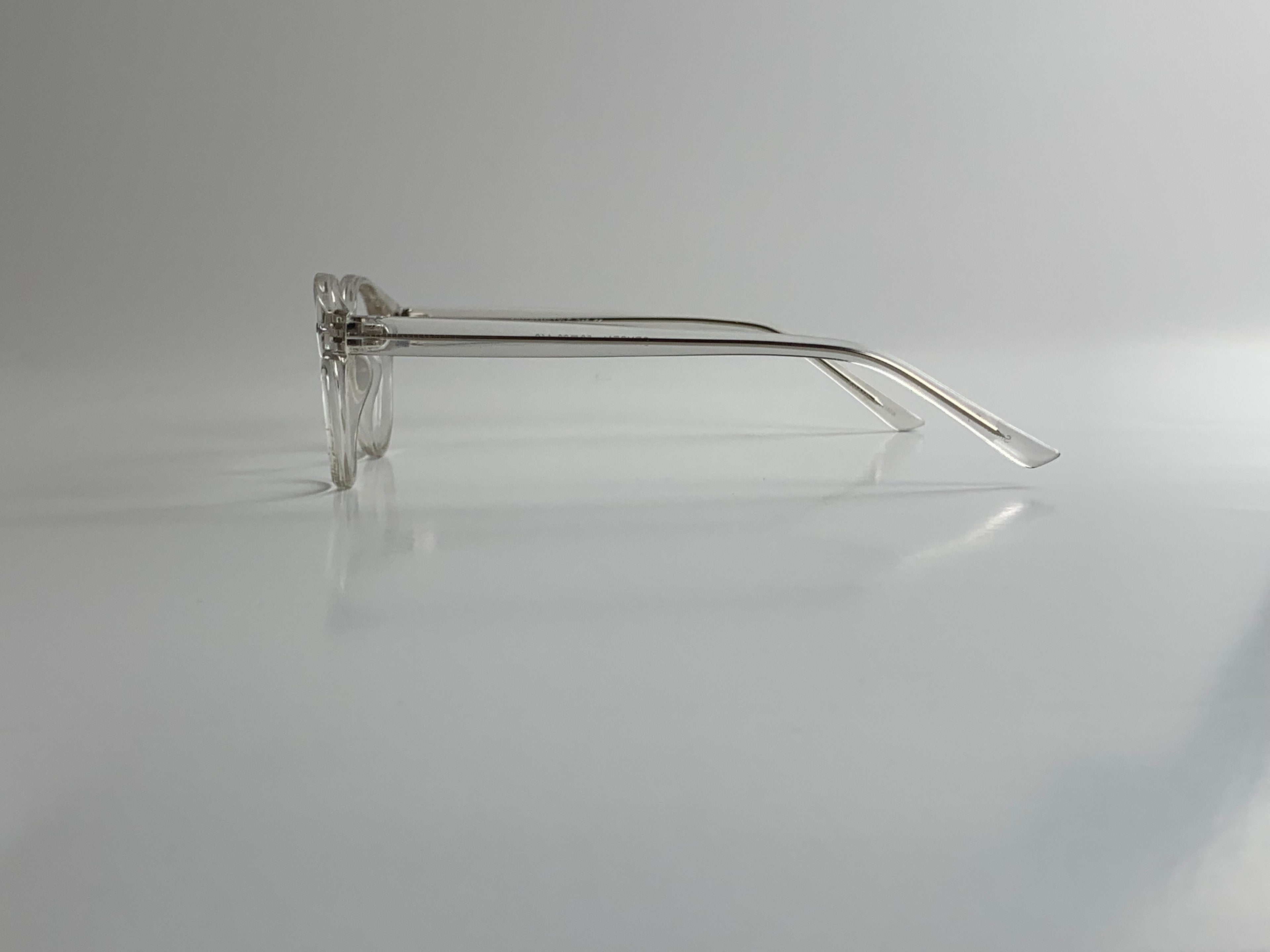 Garis Kokoye Acetate: Unisex Fits Medium Size Faces