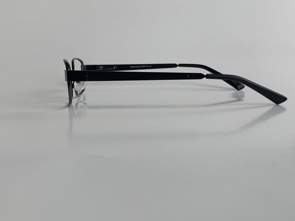 Jude In Silky Gray:  Oval Frame Fits Medium Size Faces