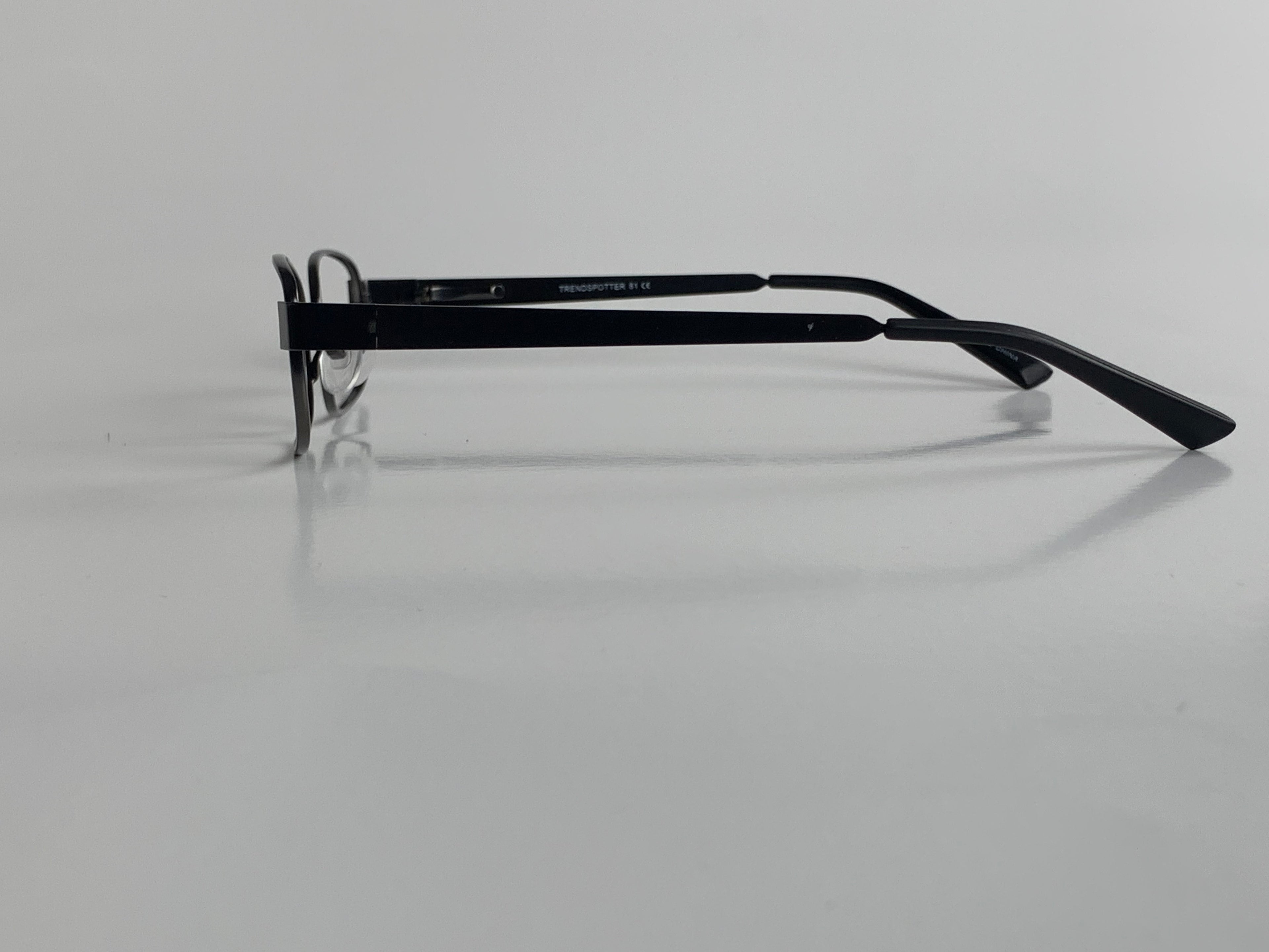 Jude In Silky Gray:  Oval Frame Fits Medium Size Faces